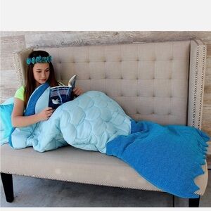 EUC child Mermaid sleeping bag by Enchantails!! Beautiful!